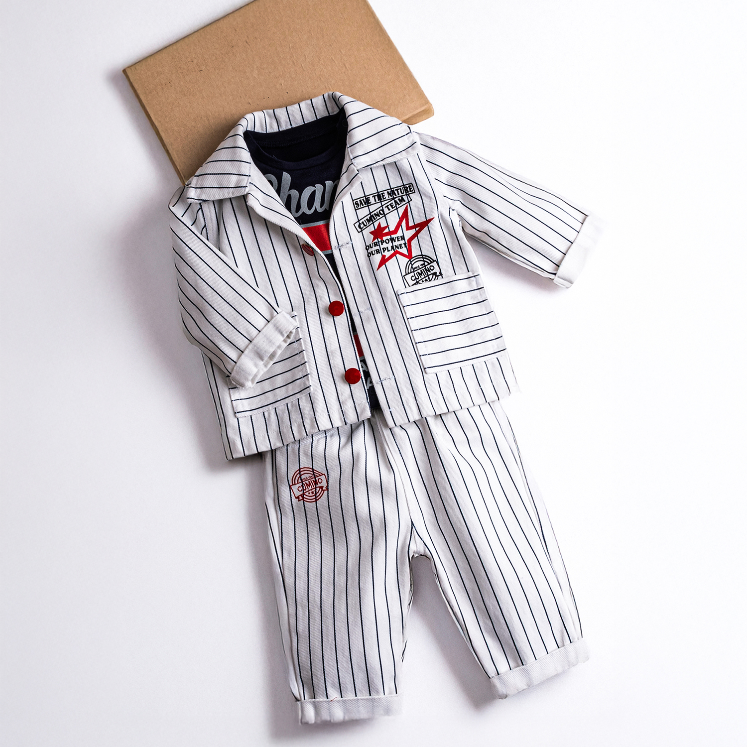 ÇİZGİLİ CEKETLİ ERKEK ÜÇLÜ TAKIM