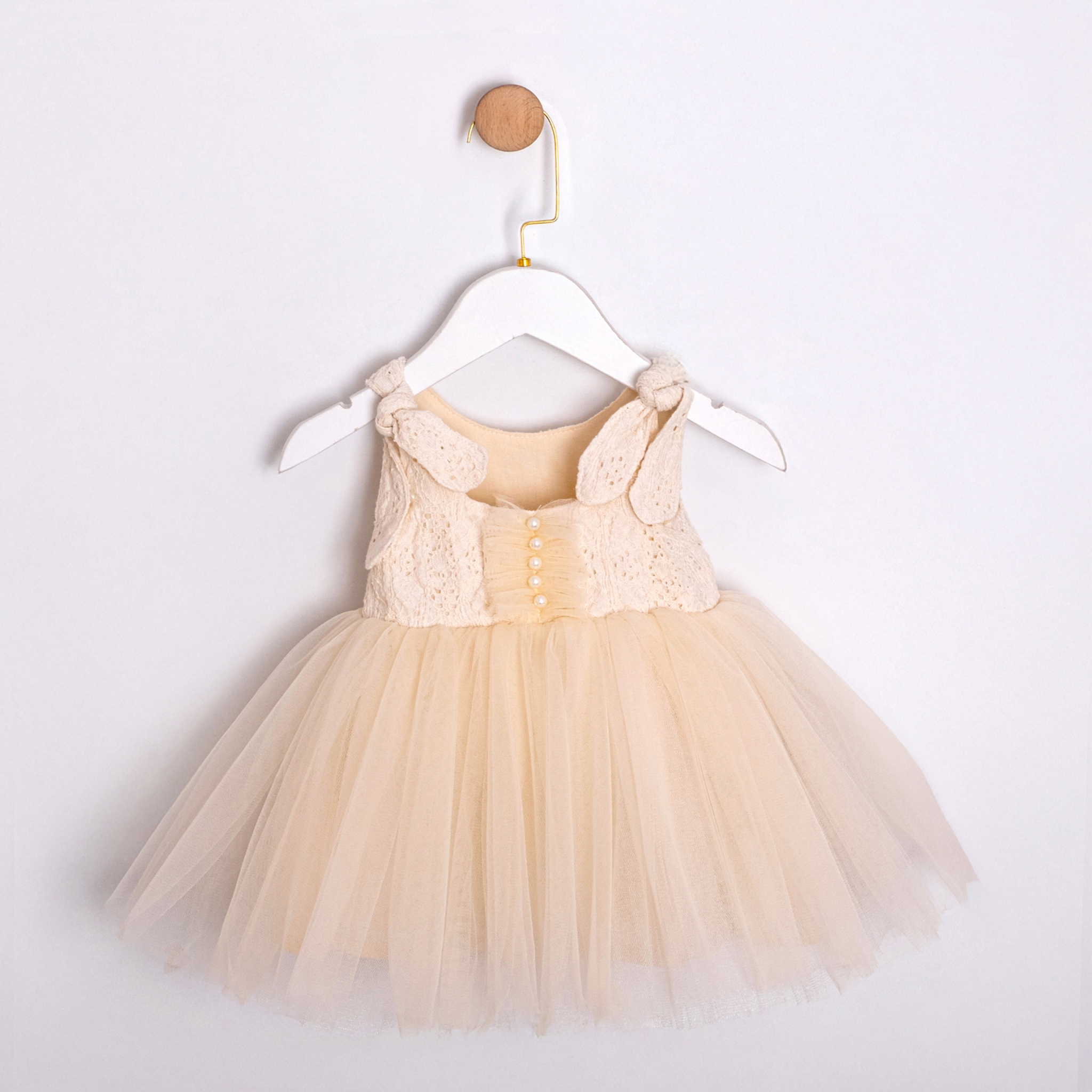 TÜTÜLÜ KIZ BEBEK ELBİSE