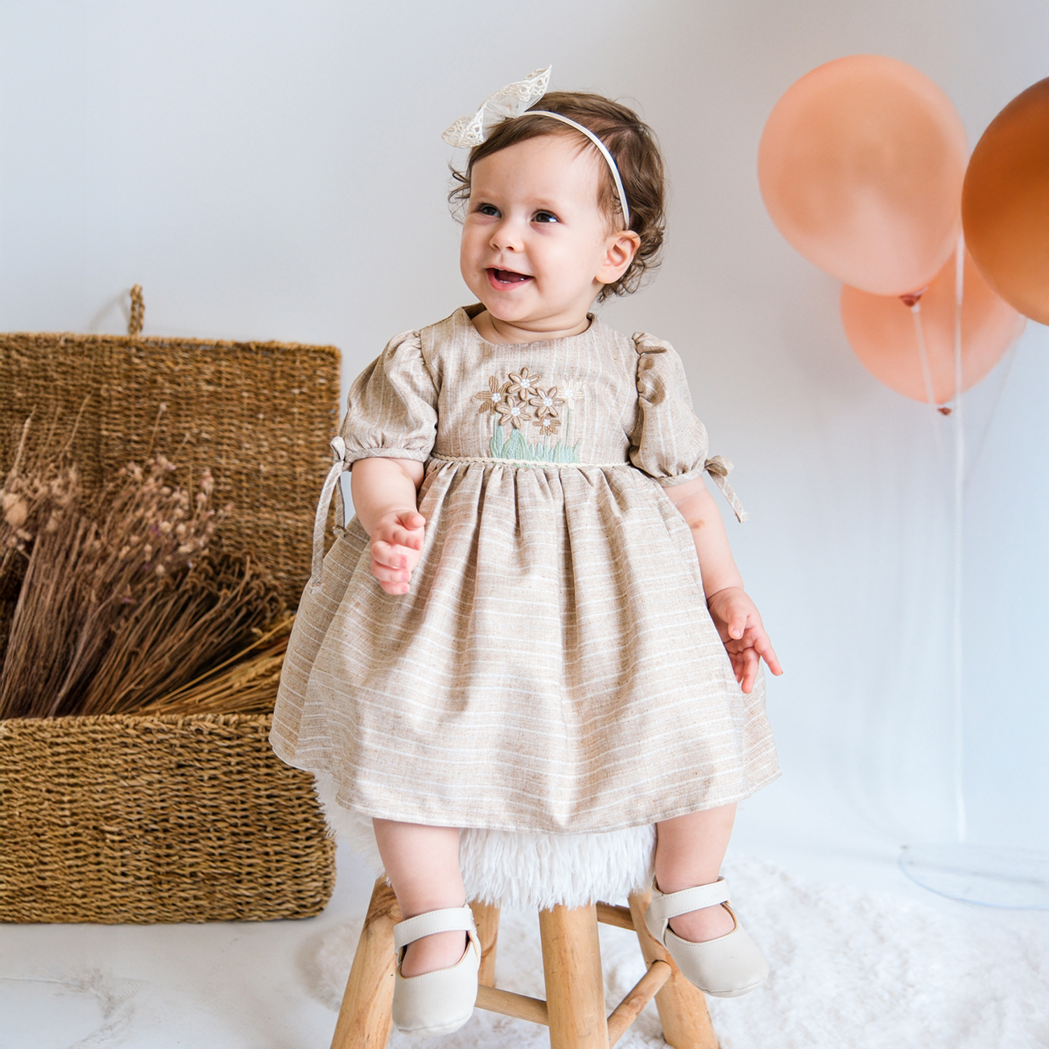 ÇİÇEK NAKIŞLI ÇİZGİLİ KIZ BEBEK ELBİSE