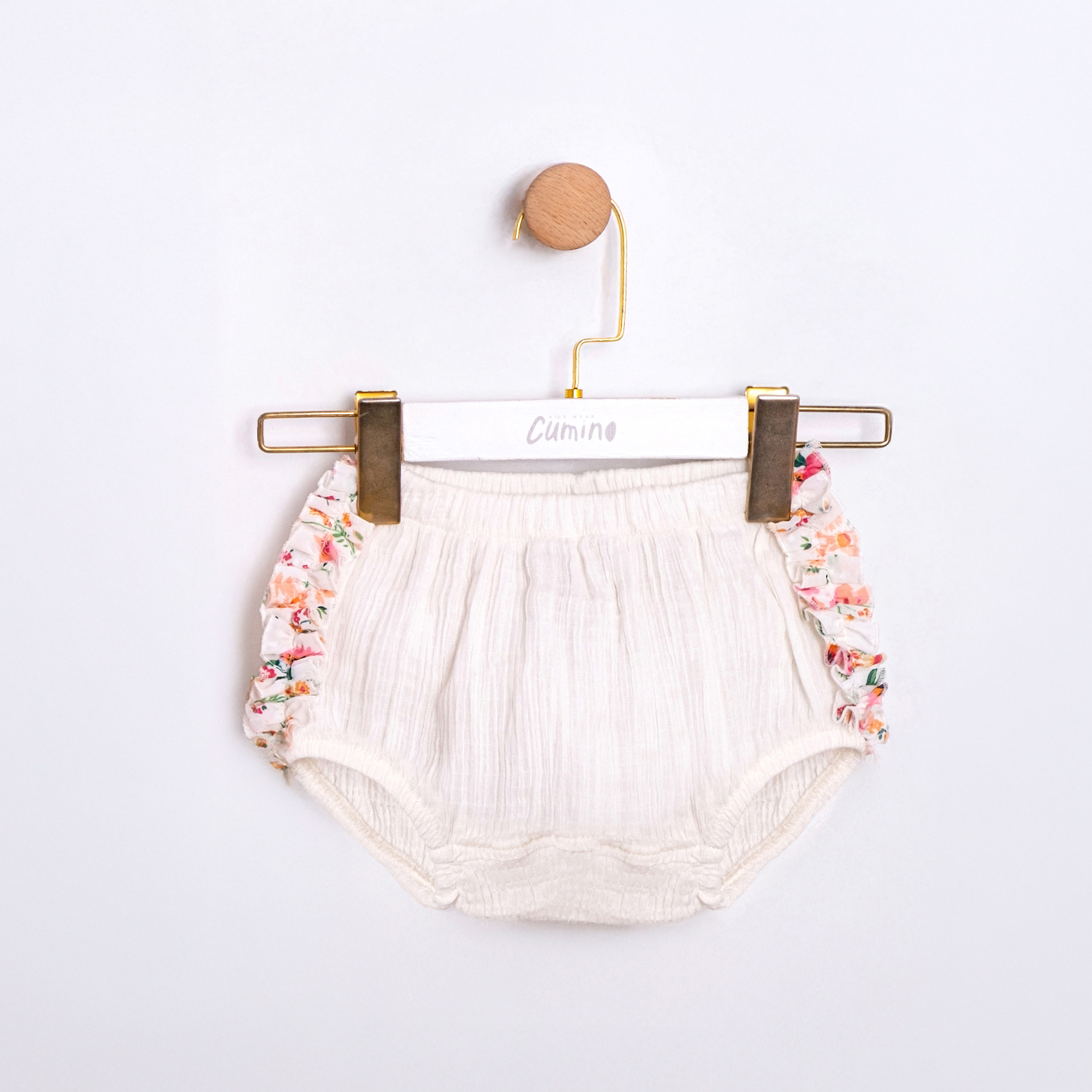 FIRFIRLI KIZ BEBK  ŞORT