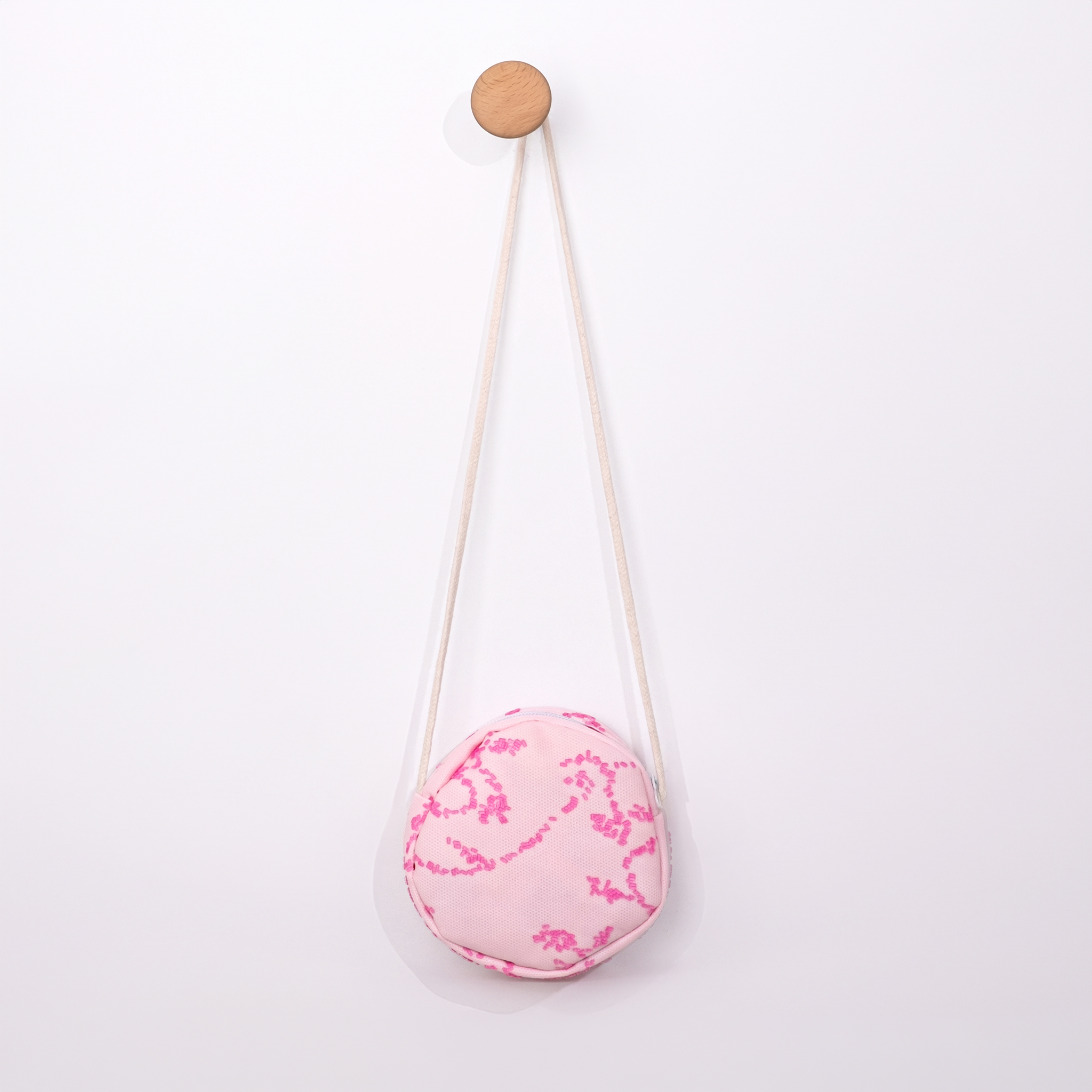 PEMBE